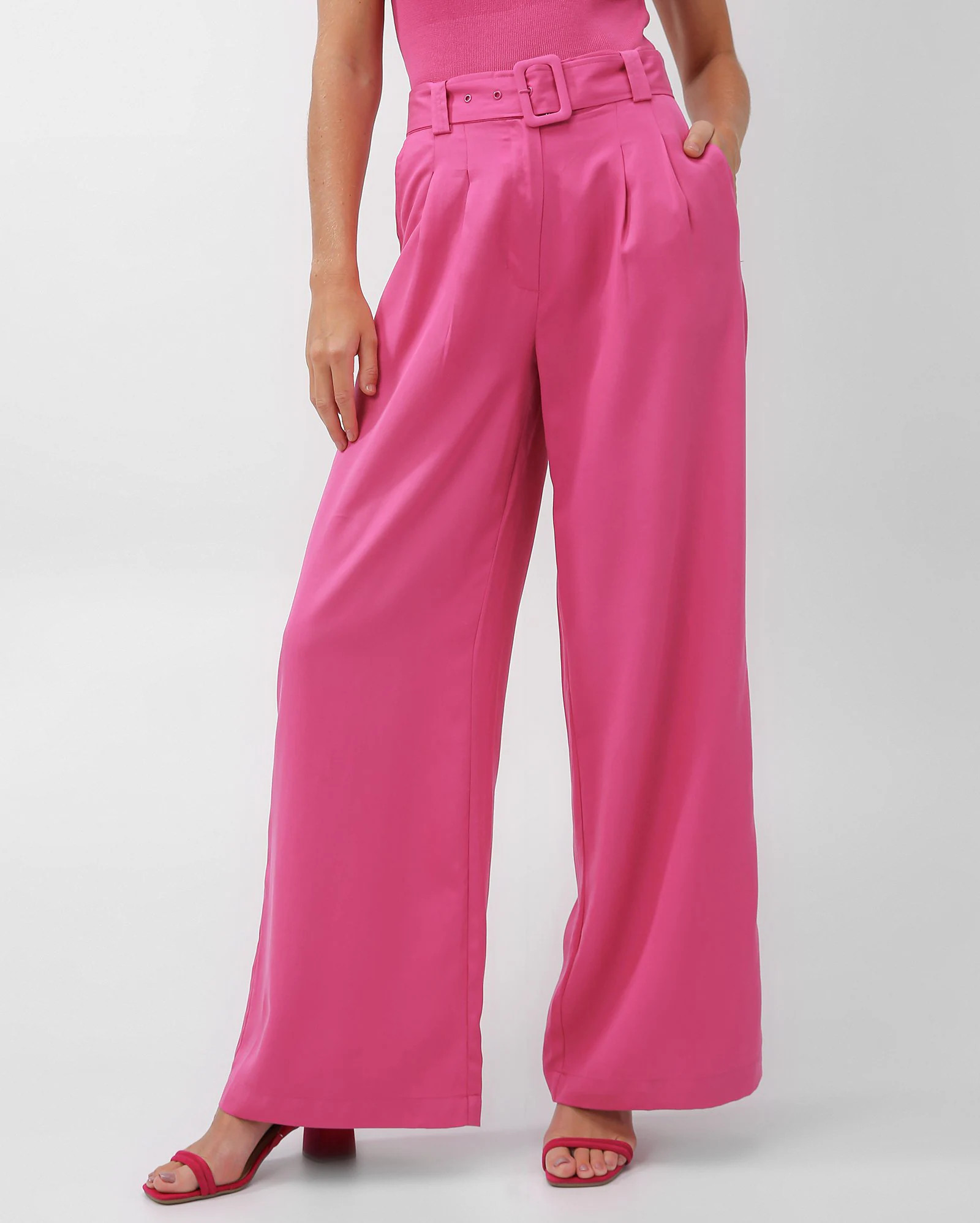 Calça alfaiataria feminina com cinto rosa | AK by Riachuelo | Riachuelo (BR)