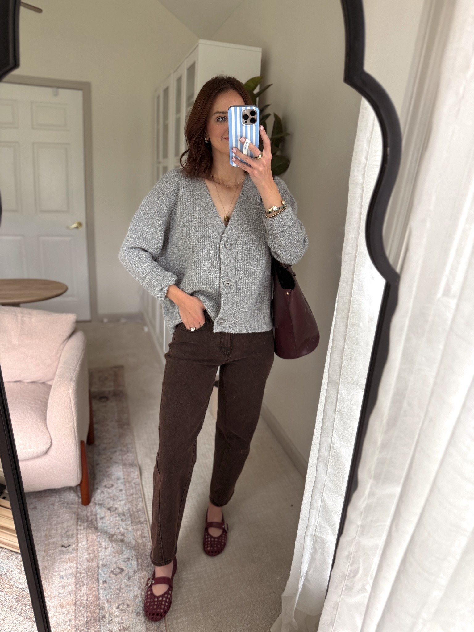 Barrel jeans outfit // barrel jeans // fall outfit // mom style // mom outfit 

#LTKFindsUnder100 #LTKStyleTip #LTKSeasonal