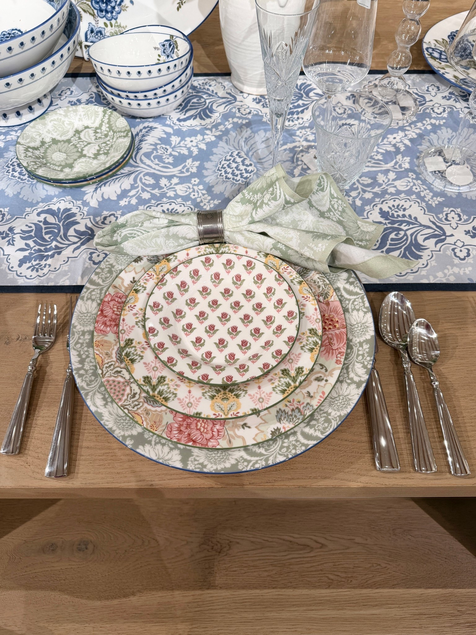 Spring Tabletop Tuesday! 🌸🍽️🥂The Kravet Arboretum Stoneware Collection from Pottery Barn is such a beautiful mix of florals and prints in the warm multi-color palette. Designer-inspired and perfect for layering this spring. 🌼 Linked the full collection and this entire setup to shop! 🩵 #TabletopTuesday #PotteryBarn #SpringDecor 

#LTKHome #LTKSeasonal #LTKSaleAlert