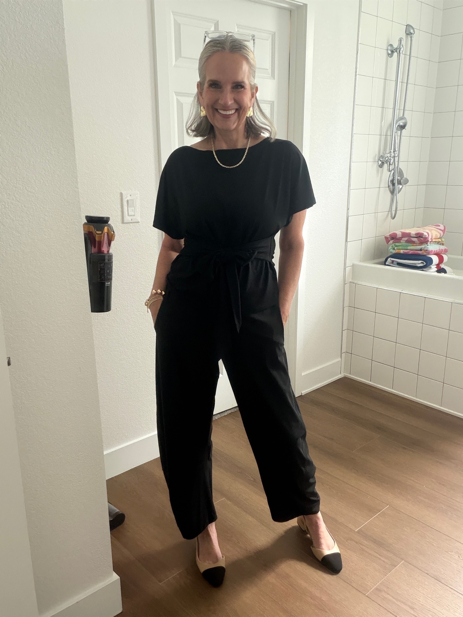 My OOTD 
Love these lookalike pants and the top is so flattering!
Wearing a small top and M pants

Amazon, affordable fashion, over 50 style, barrel pants, tie waist top, Melinda Maria tennis necklace, cap toe flats

#LTKootd #LTKOver40 #LTKSaleAlert