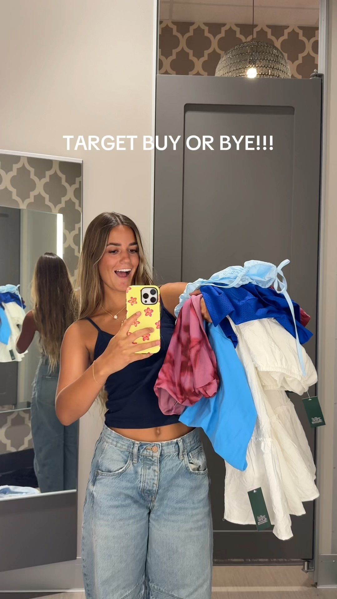 I’m wearing XS in the matching set, jersey shirt, tube top, and maxi skirt. Small in the blue tank top!! 
