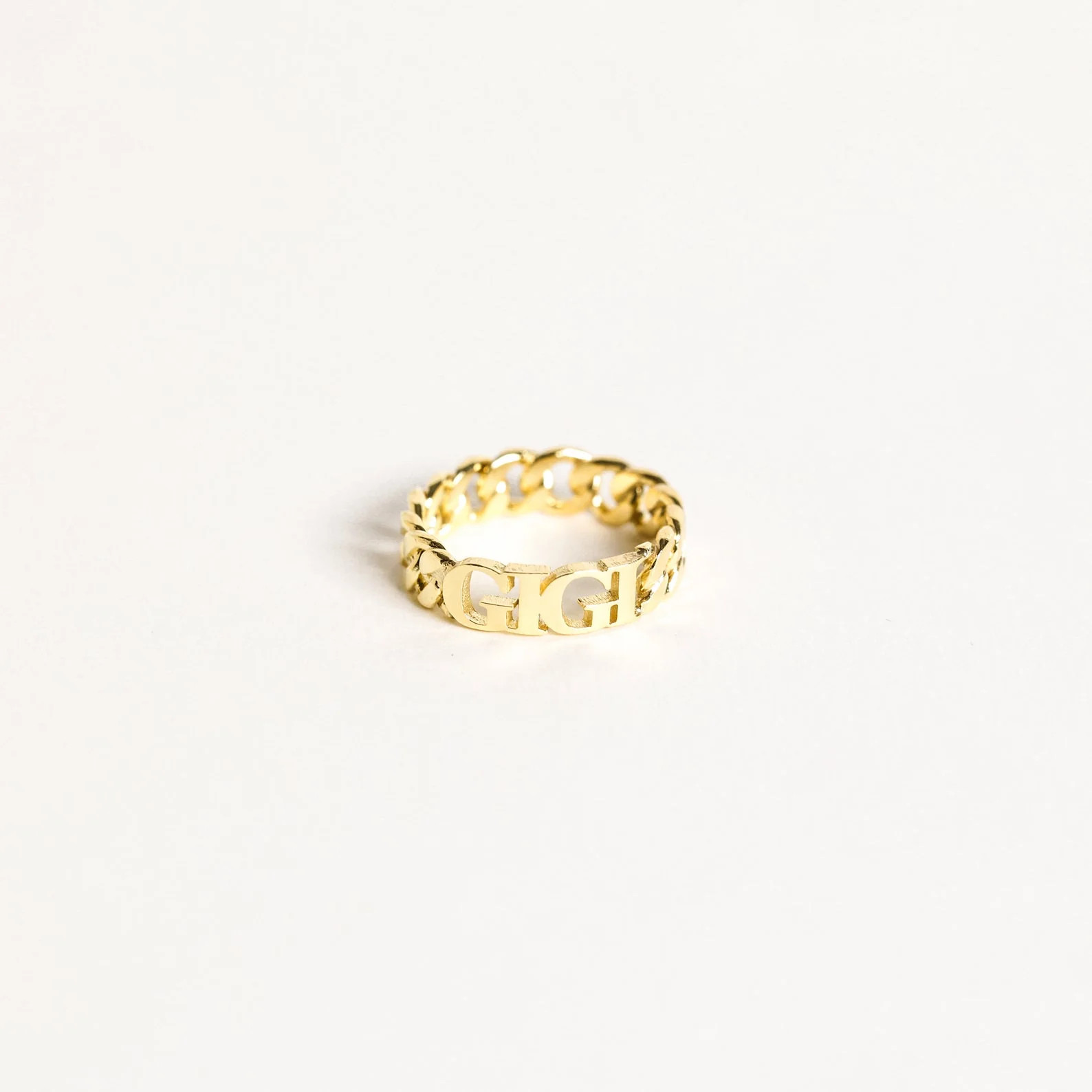 Custom Chunky Newsletter Curb Name Ring in 18K Gold | Caitlyn Minimalist | Caitlyn Minimalist