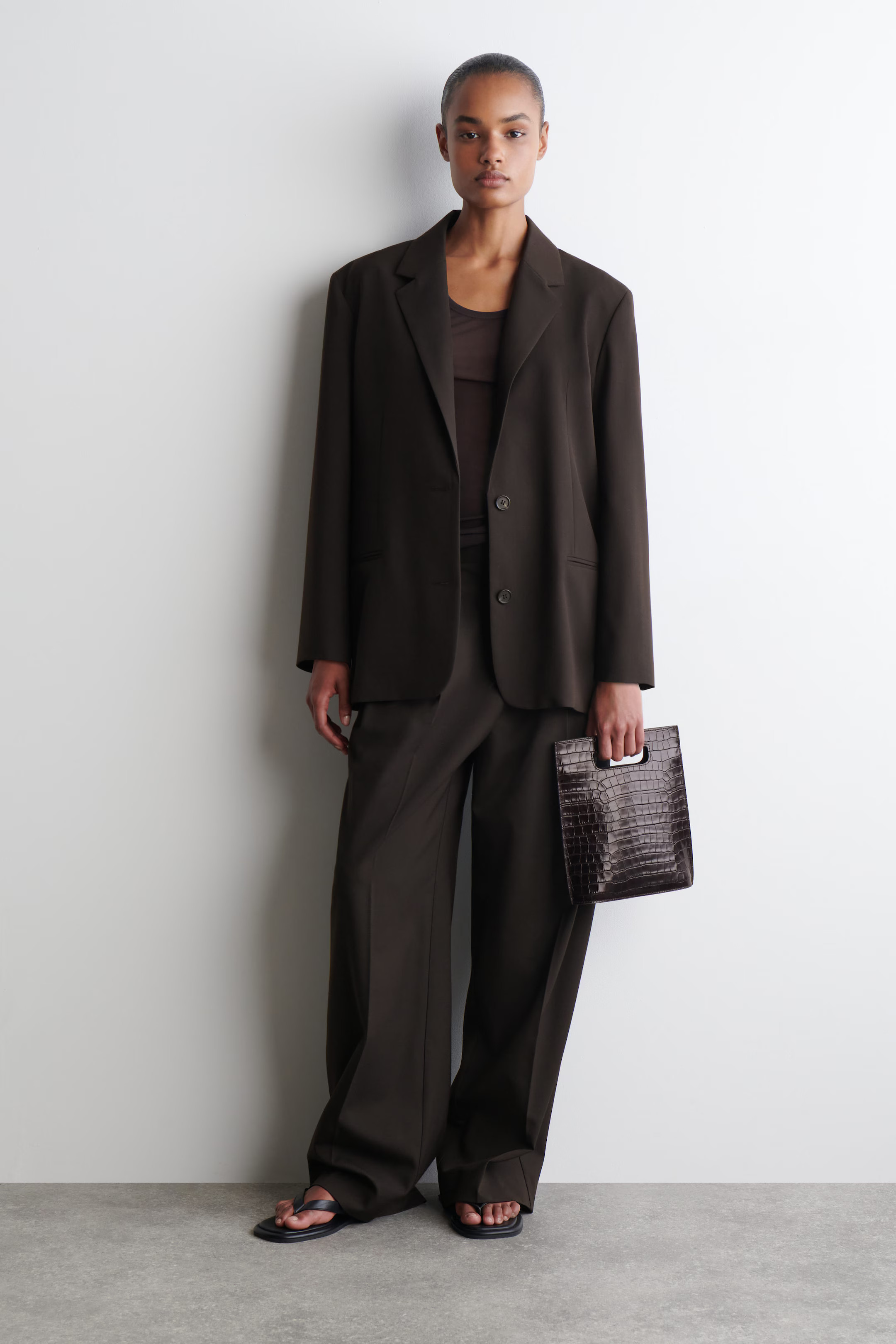 FOLIO MINI BAG - CROC-EMBOSSED LEATHER - BROWN | COS GB | COS UK