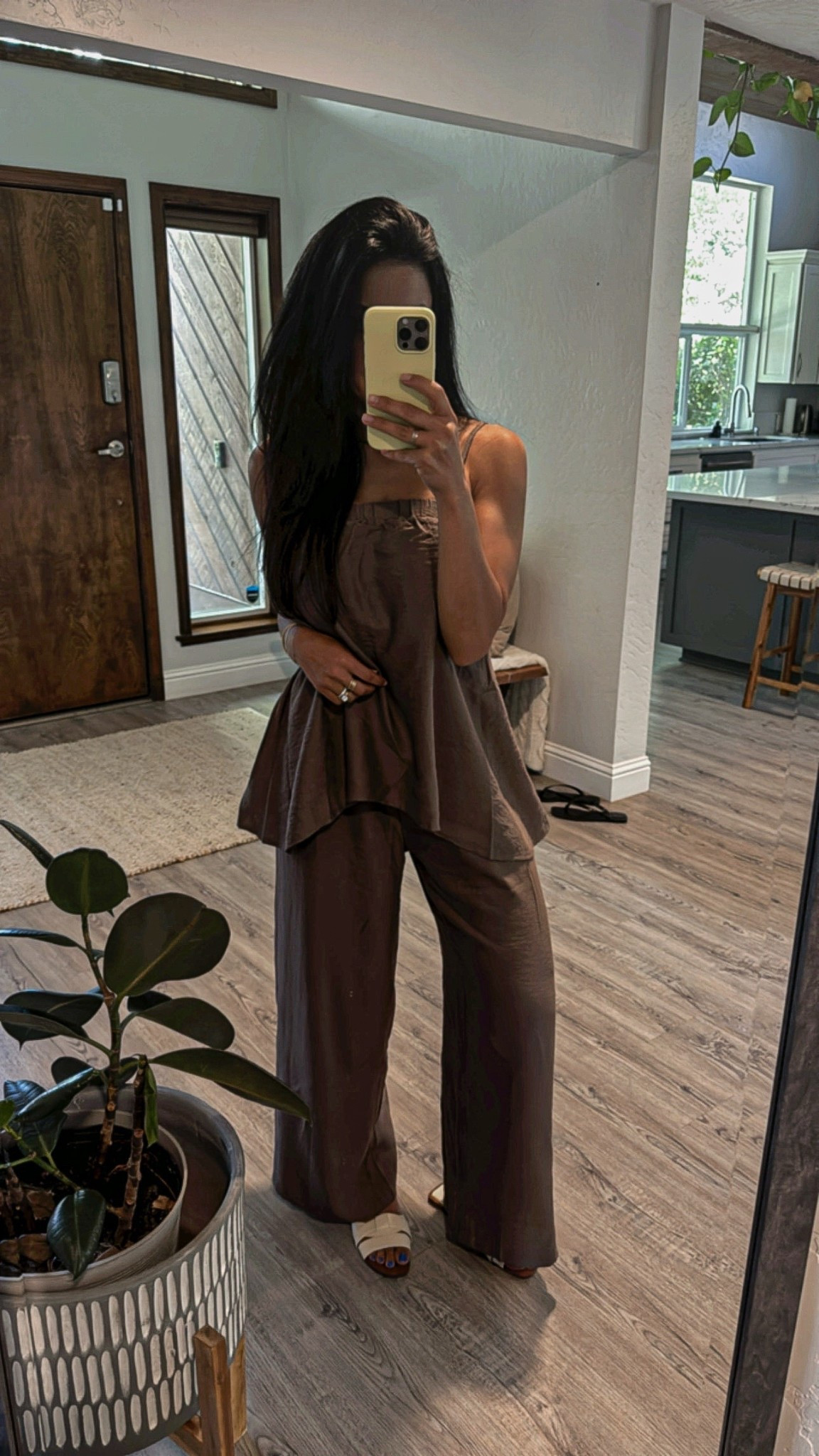 A comfy set for travel, lounge.. or shopping trip! 

#LTKFindsUnder50 #LTKBeauty #LTKTravel