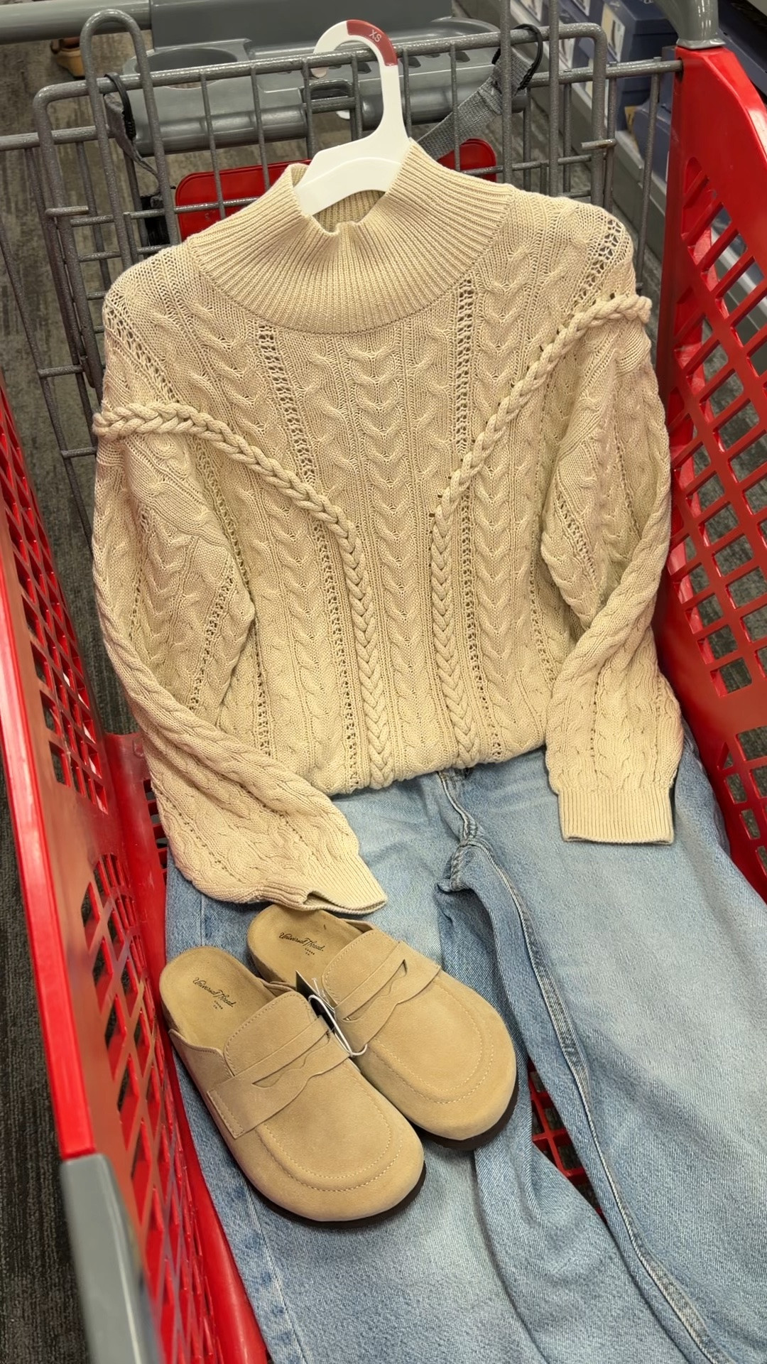 Target fall outfit with this cableknit sweater and barrel jeans, Birkenstock “Naples” dupe clog shoes. #targetstyle
