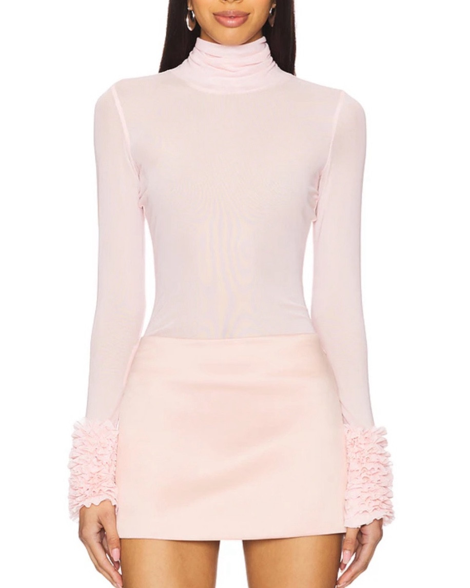 Blushing 🥰💕

#LTKStyleTip