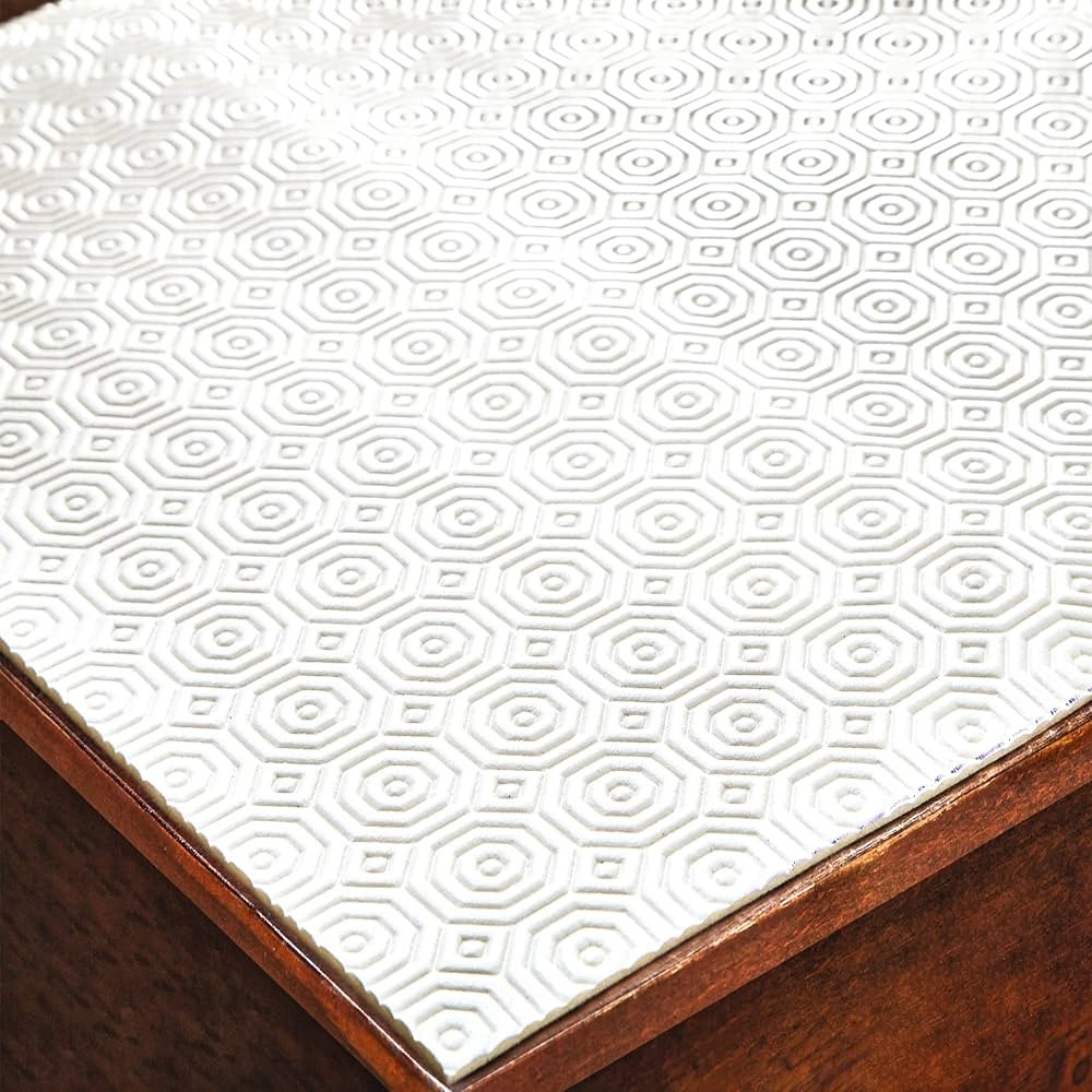 200 cms x 137 cms Of Ivory Heat/Scratch Resistant Table Protector Cloth Wipeable | Amazon (UK)