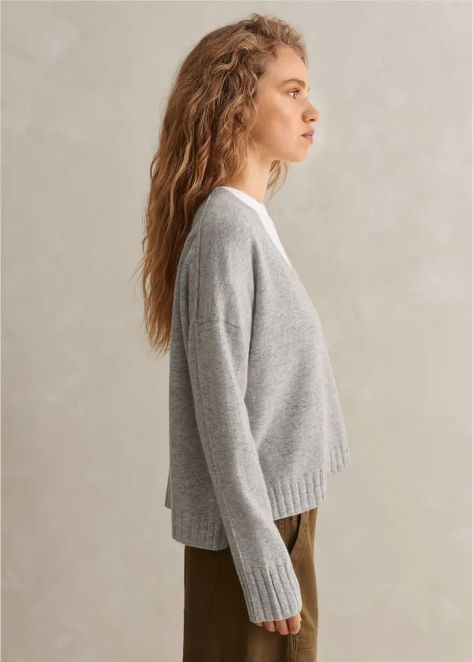 Cashmere Relaxed V-Neck Sweater | ME+EM US