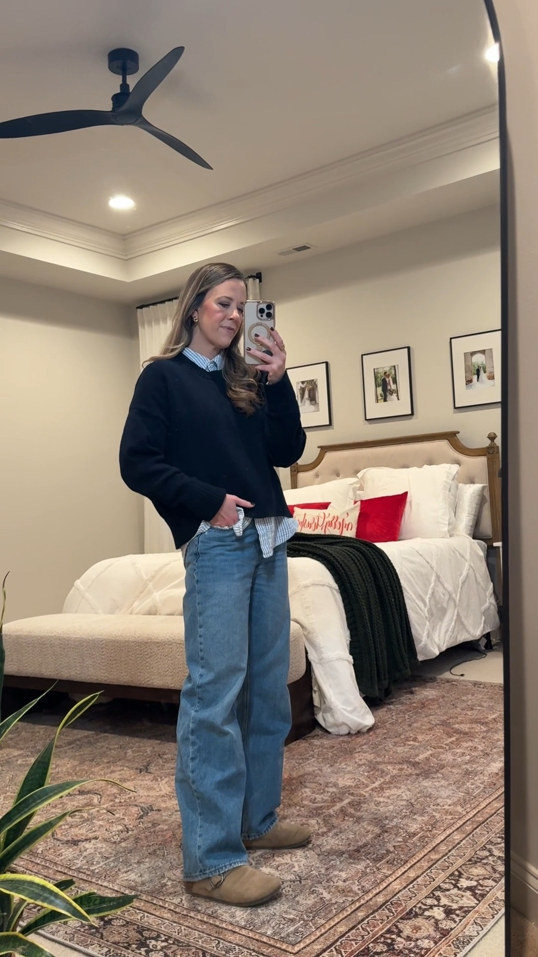 little preppy moment for today 💙
This blue cropped sweater is sold out but I’m linking similar options — perfect for layering over a striped button-down (wearing a small).
Jeans are the Abercrombie high-rise loose jeans (TTS) and one of my favorite fits for everyday wear.

INFG-25SIMPLYCHICMAMA10 for 10% off your first order).

#LTKWinterStyle #AbercrombieStyle #ClassicStyle #PreppyOutfit #CapsuleWardrobe #QuietLuxury #WinterOOTD #EverydayStyle #MomStyle #LayeredLook #LinenAndLightCo



#LTKSeasonal #LTKootd #LTKFindsUnder100