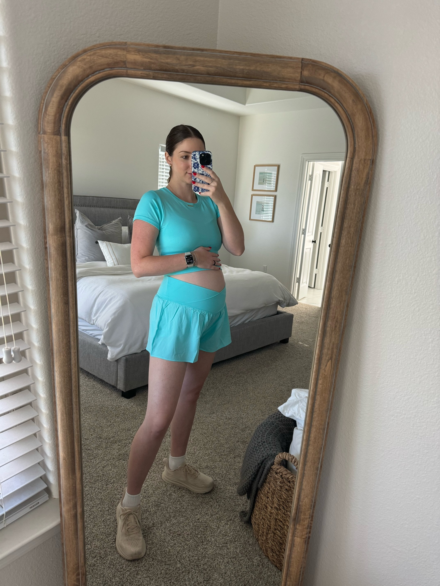 Aerie set 🩵 wearing a size medium in both top and bottoms! 

#aerie #sale #americaneagle #workout #bumpfriendly #maternity #postpartum #hoka #summer #outfitt

#LTKBump #LTKActive #LTKFindsUnder50