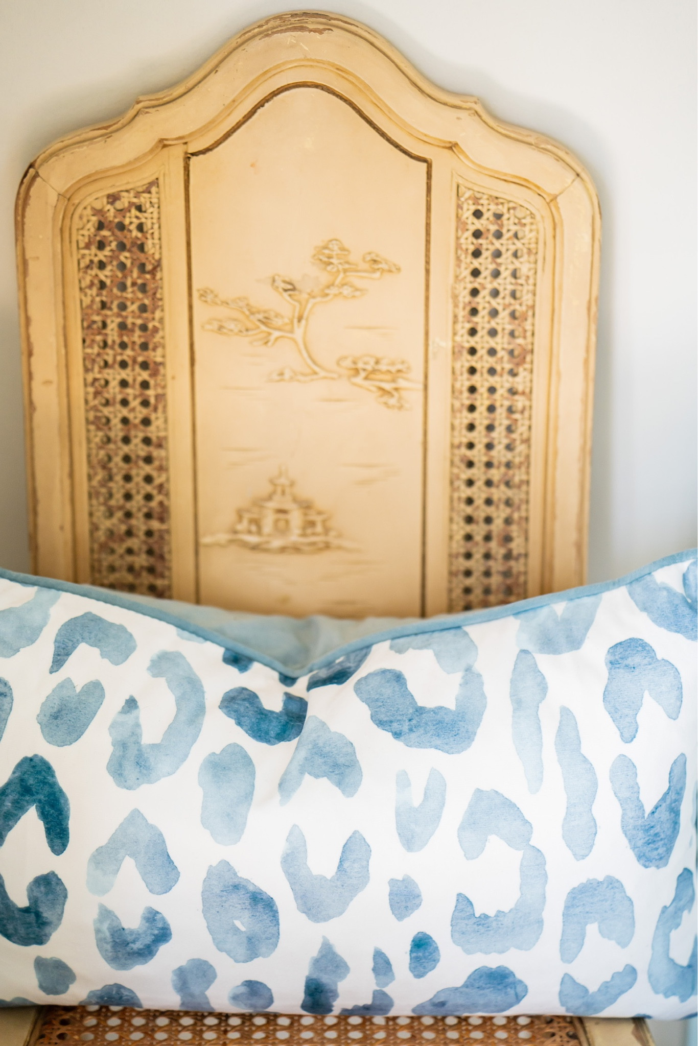 entryway chair

pillow blue chair wooden

#LTKFind #LTKhome