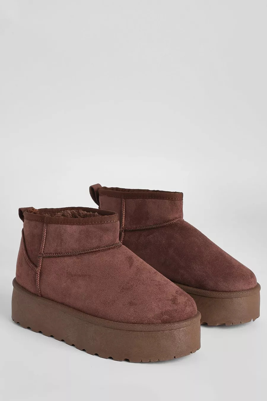 Bottines cosy à plateforme | Boohoo.com (FR)