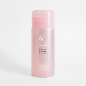 Glossier Solution, Exfoliating skin perfector, 4.4 fl oz, Liquid exfoliator for acne, rough texture, uneven tone, redness, clogged pores, and more | Glossier