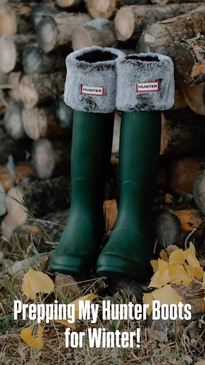 Woke up to a crisp 38° morning—it’s officially time to winterize my Hunter boots and get ready for the cold! ❄️🧤 

#LTKFindsUnder50 #LTKShoeCrush #LTKSeasonal