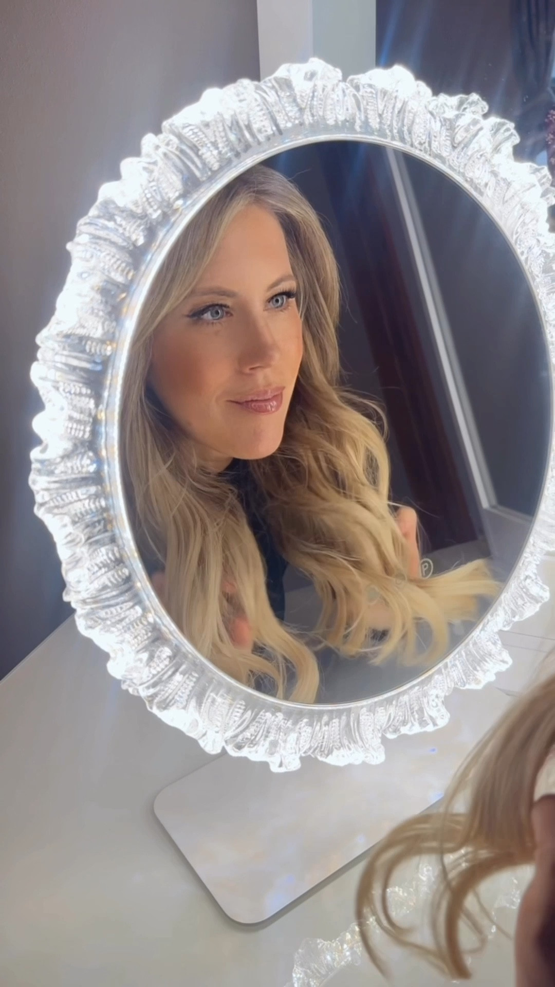 This LED vanity mirror has a stunning crystal design ✨ with 3 light settings, adjustable brightness, and a memory function. It also has fast defogging so it stays clear after showers!
#amazonhome #vanitymirror 

#LTKBeauty #LTKHome #LTKFindsUnder50