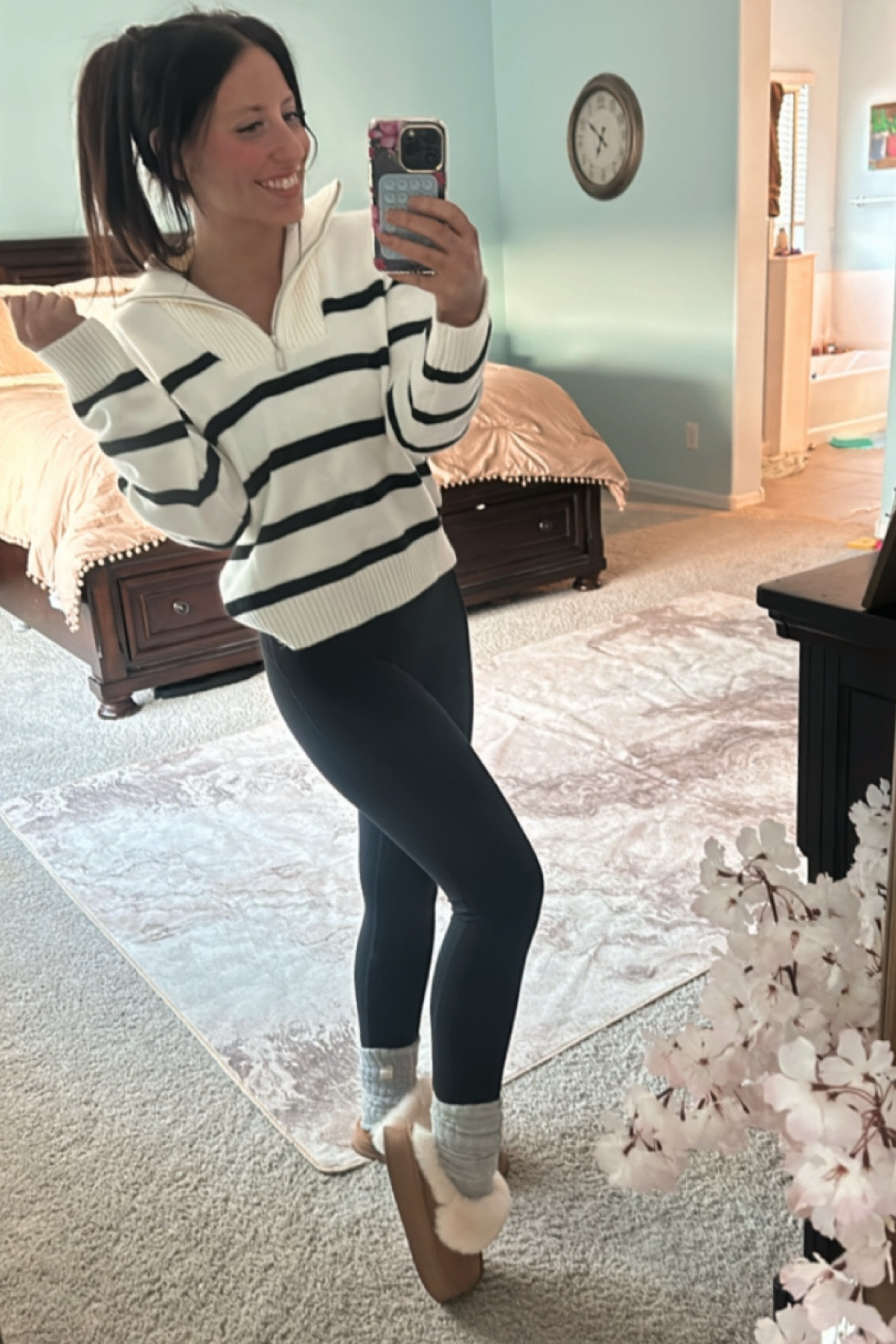 Simple cozy fit on this chilly day! 

#LTKStyleTip #LTKFindsUnder100 #LTKSeasonal