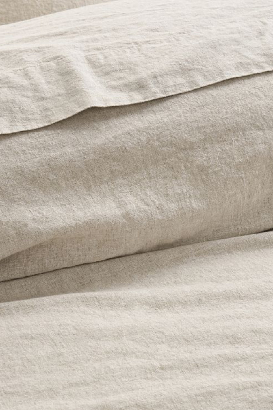 Experience the pinnacle of comfort with Pottery Barn's Egyptian cotton linen duvet! ✨ Embrace bedtime bliss wrapped in luxurious softness and timeless elegance. Elevate your sleep sanctuary with this indulgent touch of refinement. #PotteryBarnComfort #EgyptianCottonLuxury #SleepInStyle"