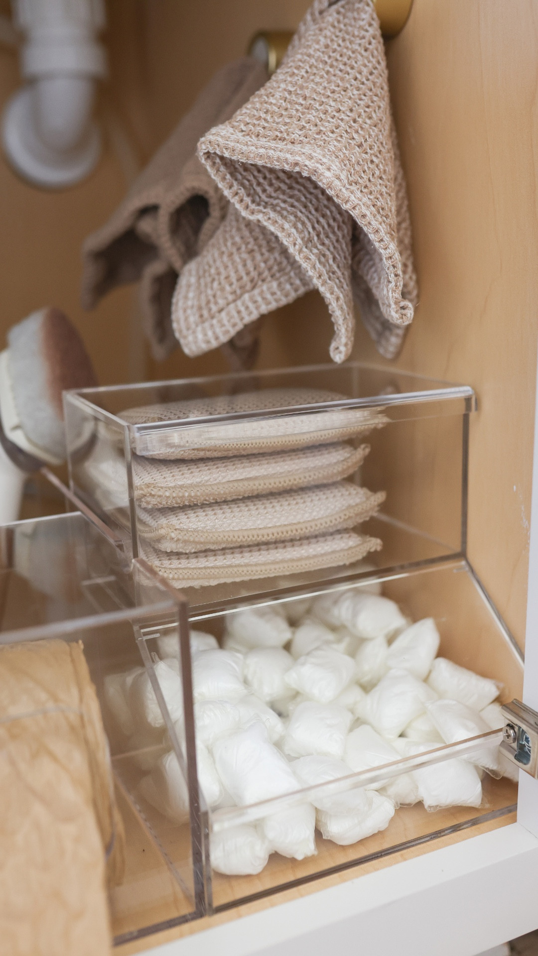 Under the kitchen sink organization 

Home organization, organizer, Amazon finds, Amazon favorites, Amazon home, cleaning supplies 

#LTKFindsUnder100 #LTKHome #LTKFindsUnder50