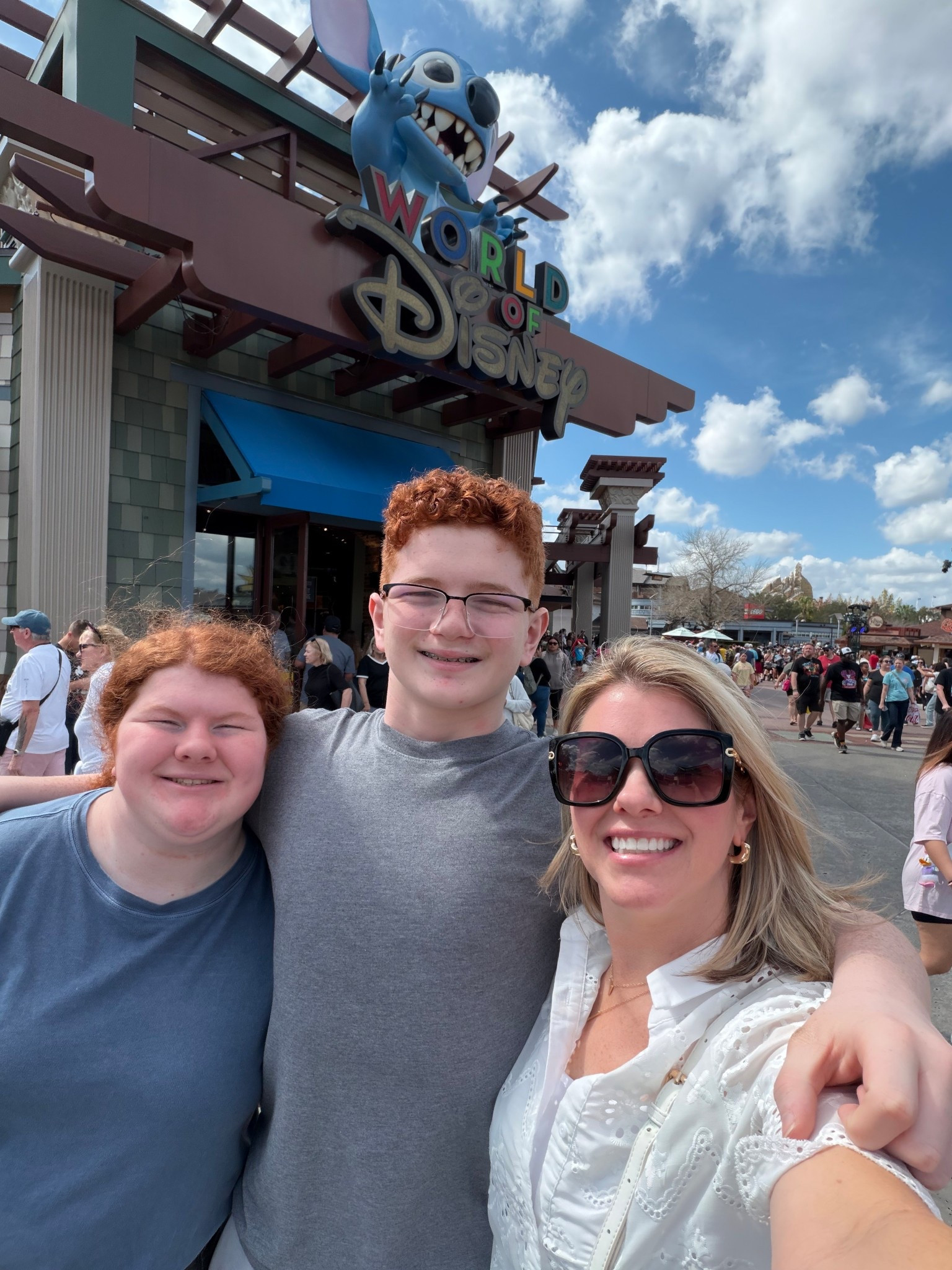 White button down with casual blue and white striped pants 

#LTKootd #LTKmomlife #LTKTravel