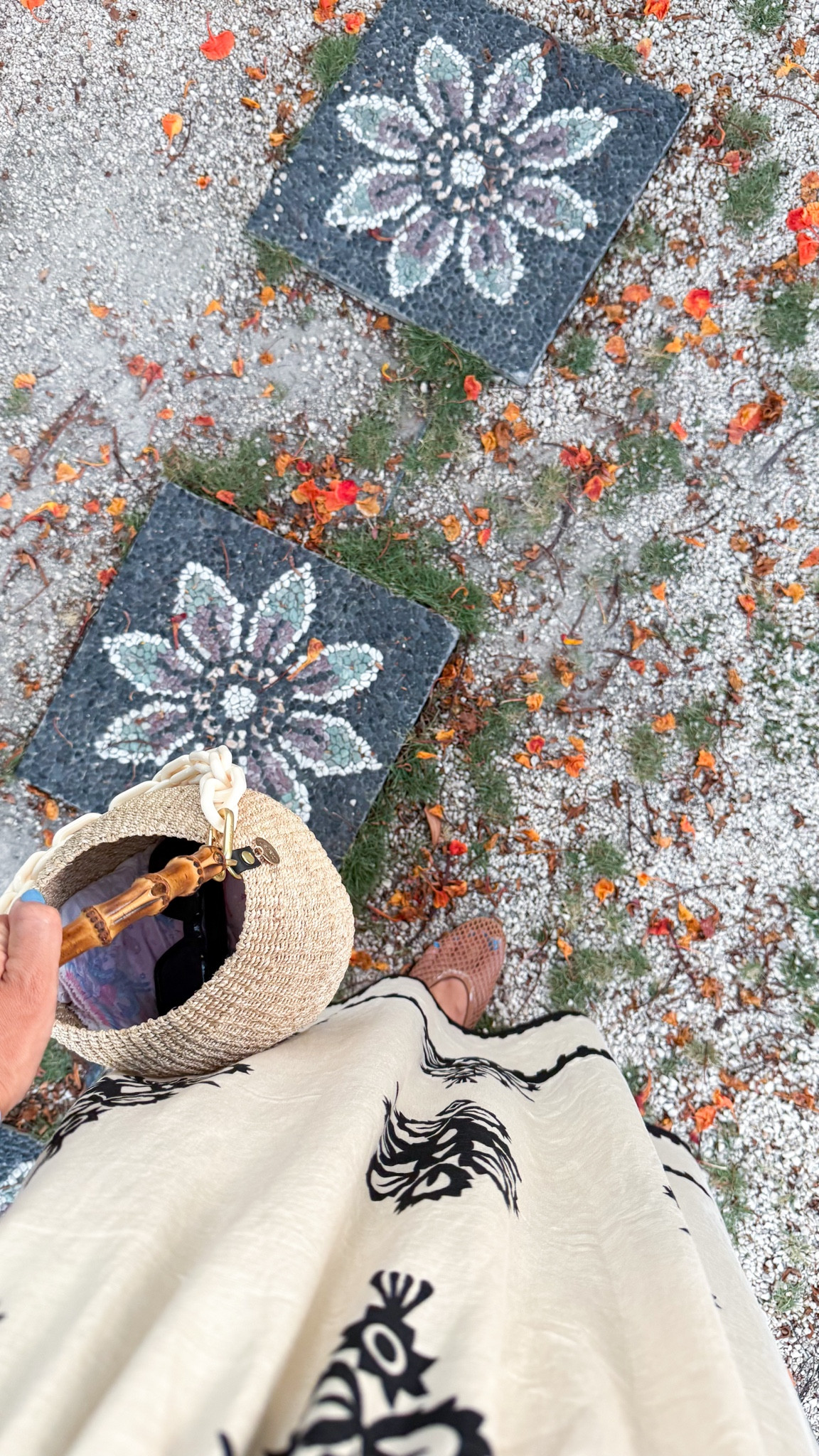 There’s inspiration everywhere ✨ 

This dress is from Amazon and is so cute for summer! And this bucket bag is one of my favorite purchases this year! 



#LTKTravel #LTKItBag #LTKStyleTip