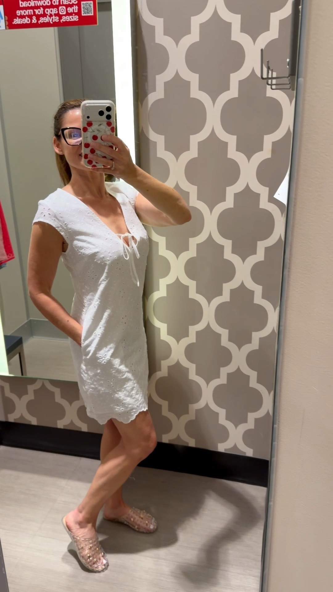 Summer outfit, vacation outfit, graduation dress… this eyelet dress checks every box 🤍

The prettiest detail and such an easy throw-on-and-go dress for summer events, vacations, dinners, and everything in between.

#LTKPetite #LTKMidsize #LTKootd