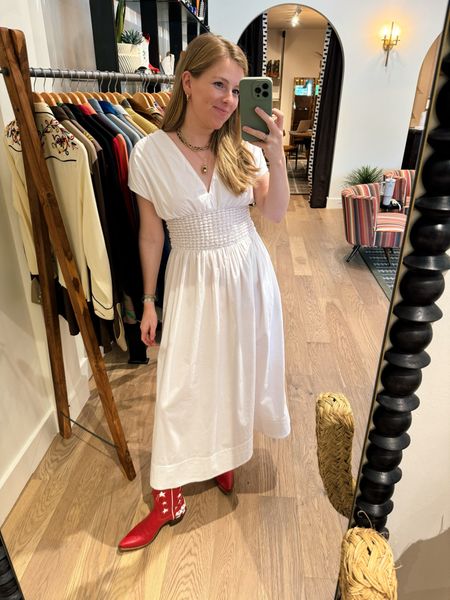 White cotton dress

Linked similar options 