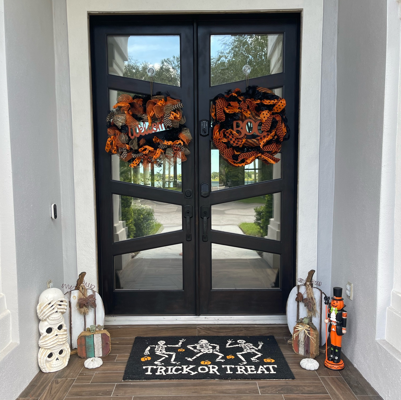 Halloween decor for the front door! Got most of this in the store at TJ max but linked similar items. 

#LTKSeasonal #LTKfamily #LTKstyletip