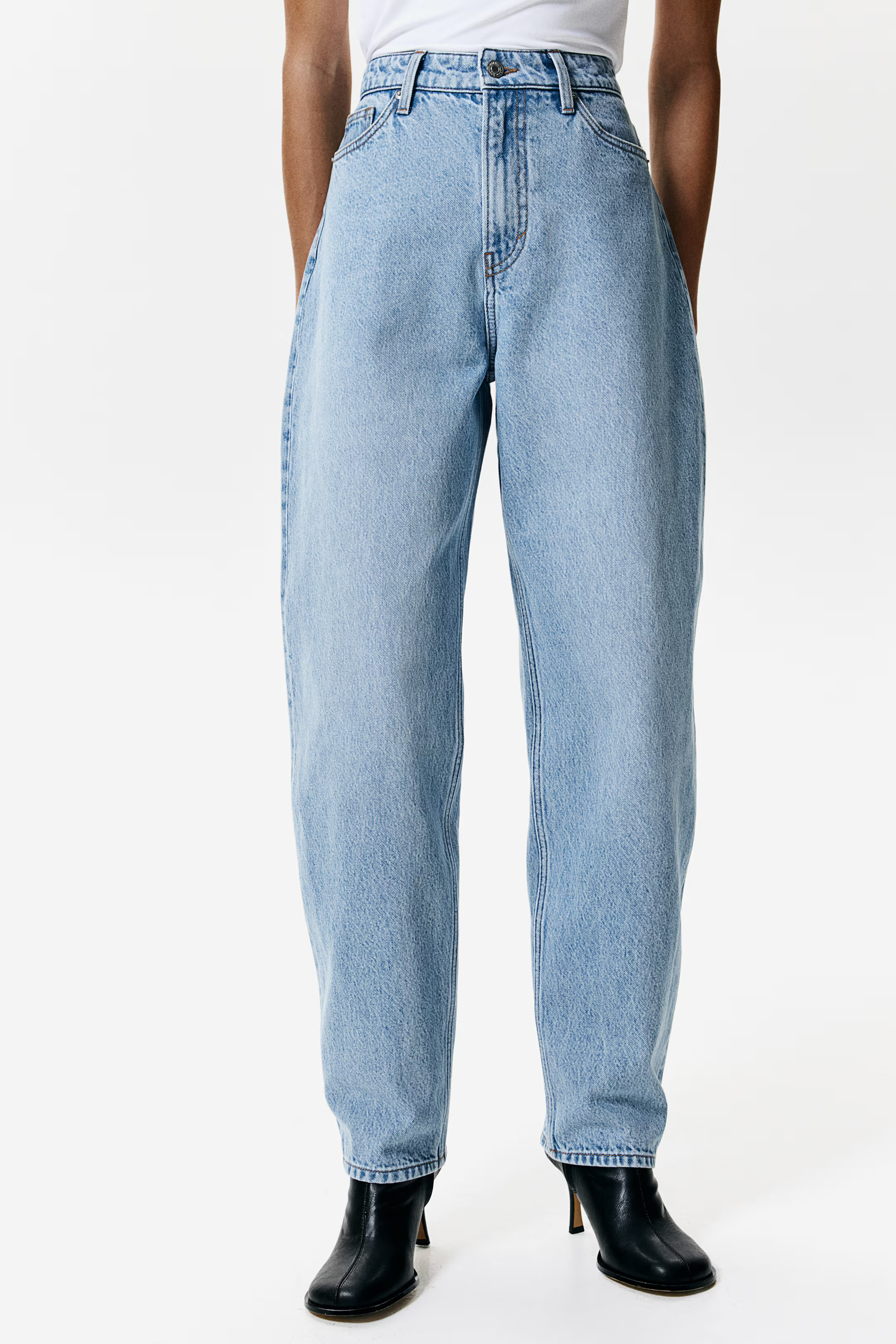 Barrel High Jeans | H&M (UK, MY, IN, SG, PH, TW, HK)