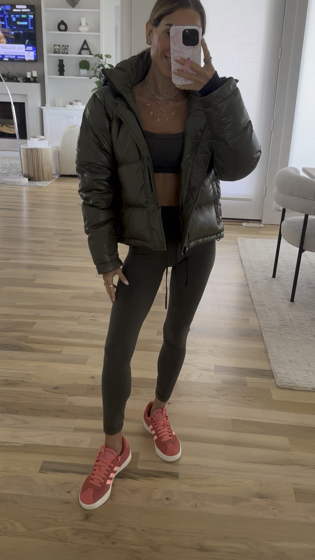 Green jacket size xxs leggings size 00 bra size size s 

#LTKCyberWeek #LTKFindsUnder100 #LTKFindsUnder50