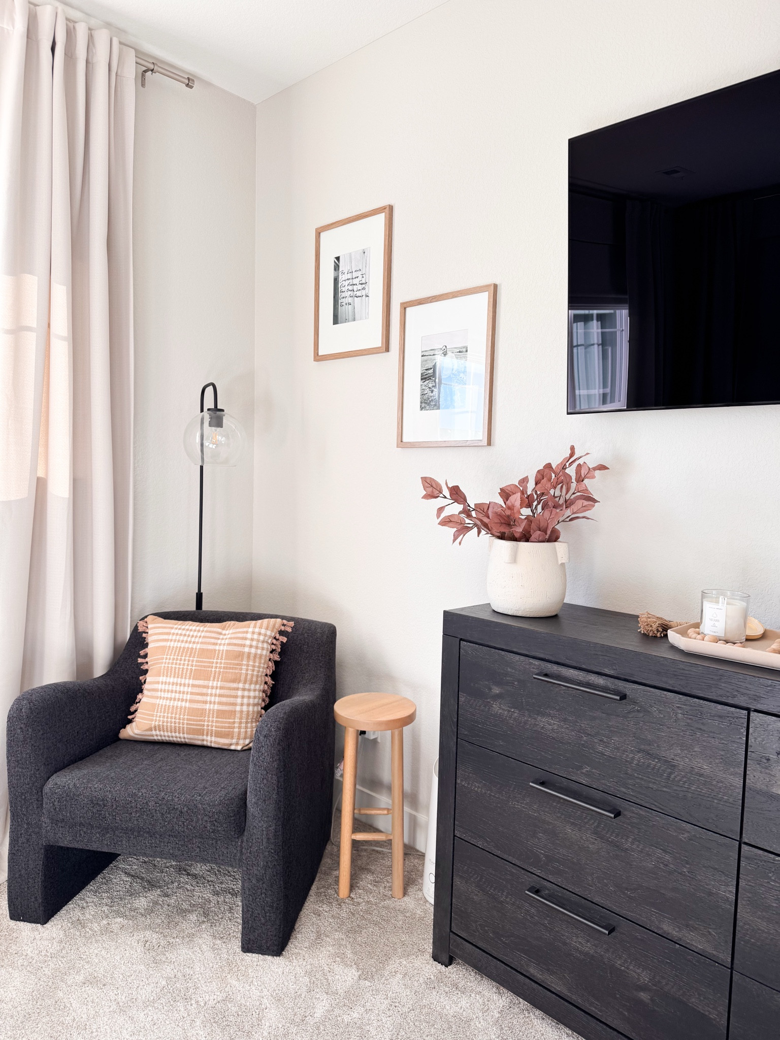 Primary bedroom refresh #interiordesign #masterbedroom #primarybedroom #bedroom #bedroomdesign #bedroomrefresh #readingcorner

#LTKHome #LTKSeasonal #LTKStyleTip