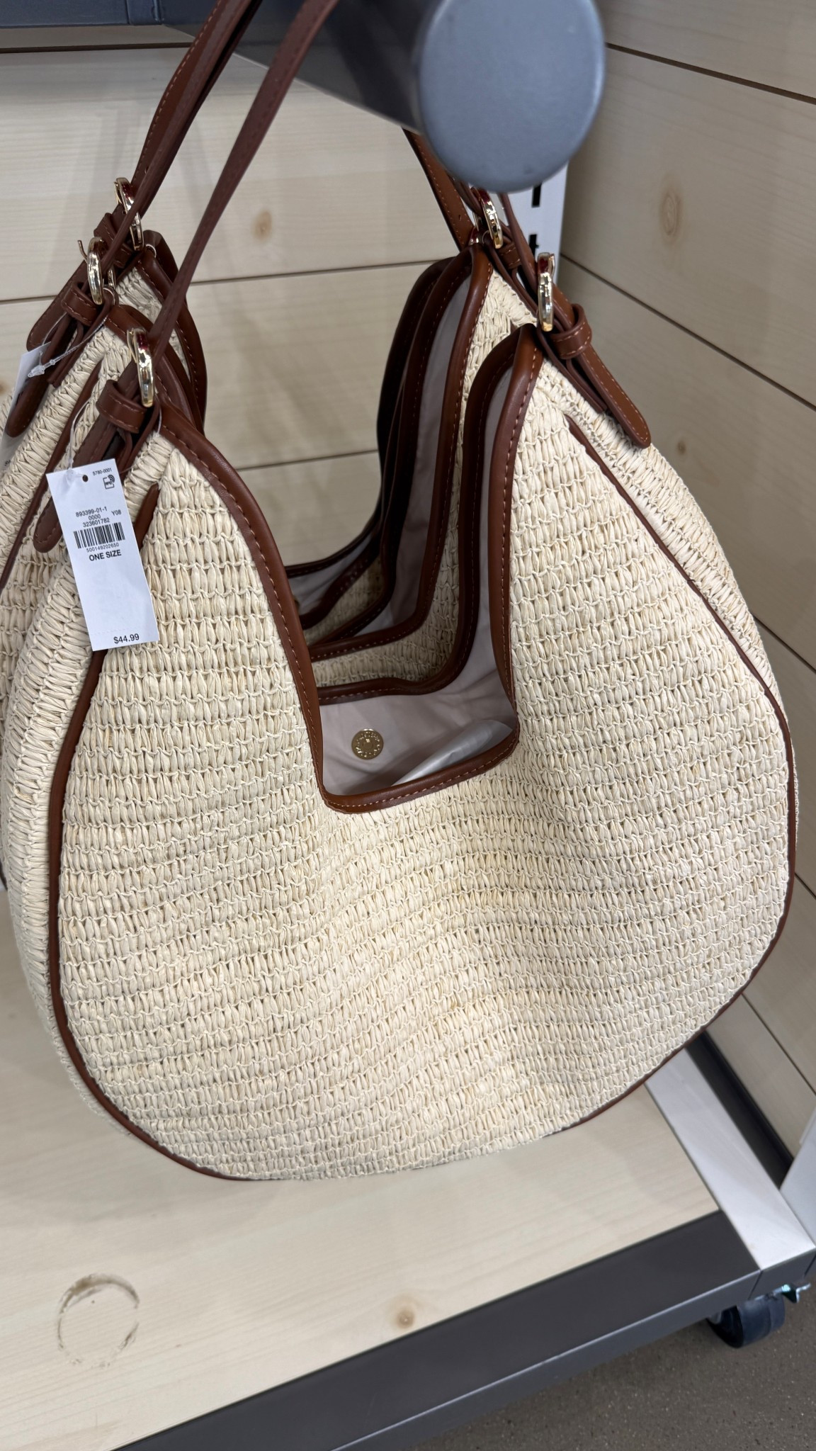 Everything 50% off Old Navy right now 😍 fell in love with this raffia hobo tote bag ! Perfect for pool day or casual summer wear

Old navy finds affordable fashion raffia bag faux leather beach bag summer bag tote trendy classic classy 

#LTKSaleAlert