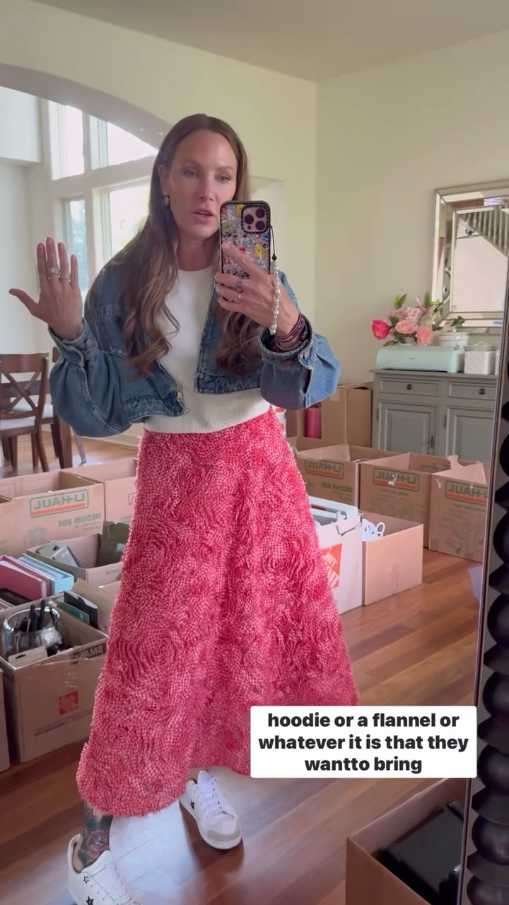 Outfit for family pics! 

#LTKFamily #LTKStyleTip #LTKOver40