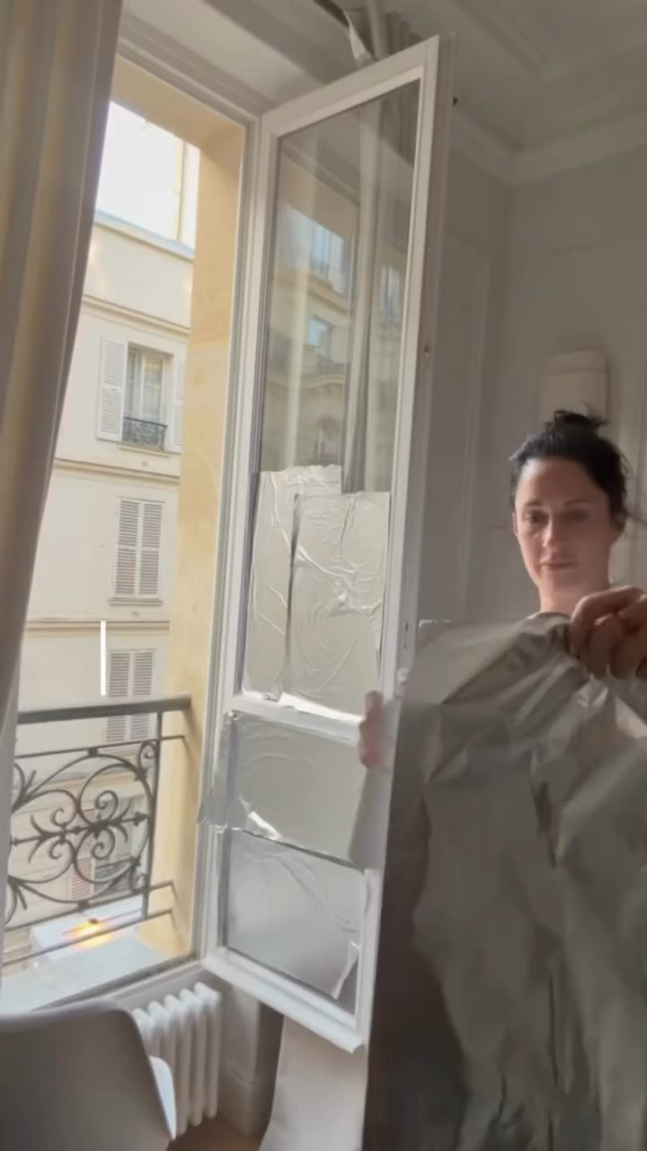 The things you will try when it’s one million degrees outside!
This heatwave, is real tough. Thank the sweet lord that the weather is finally passing, at least for a while. Hear my fun little realization at the end!

#americaninparis #lifeafterdivorce #newlifechapter #eurosummer #eatpraylove