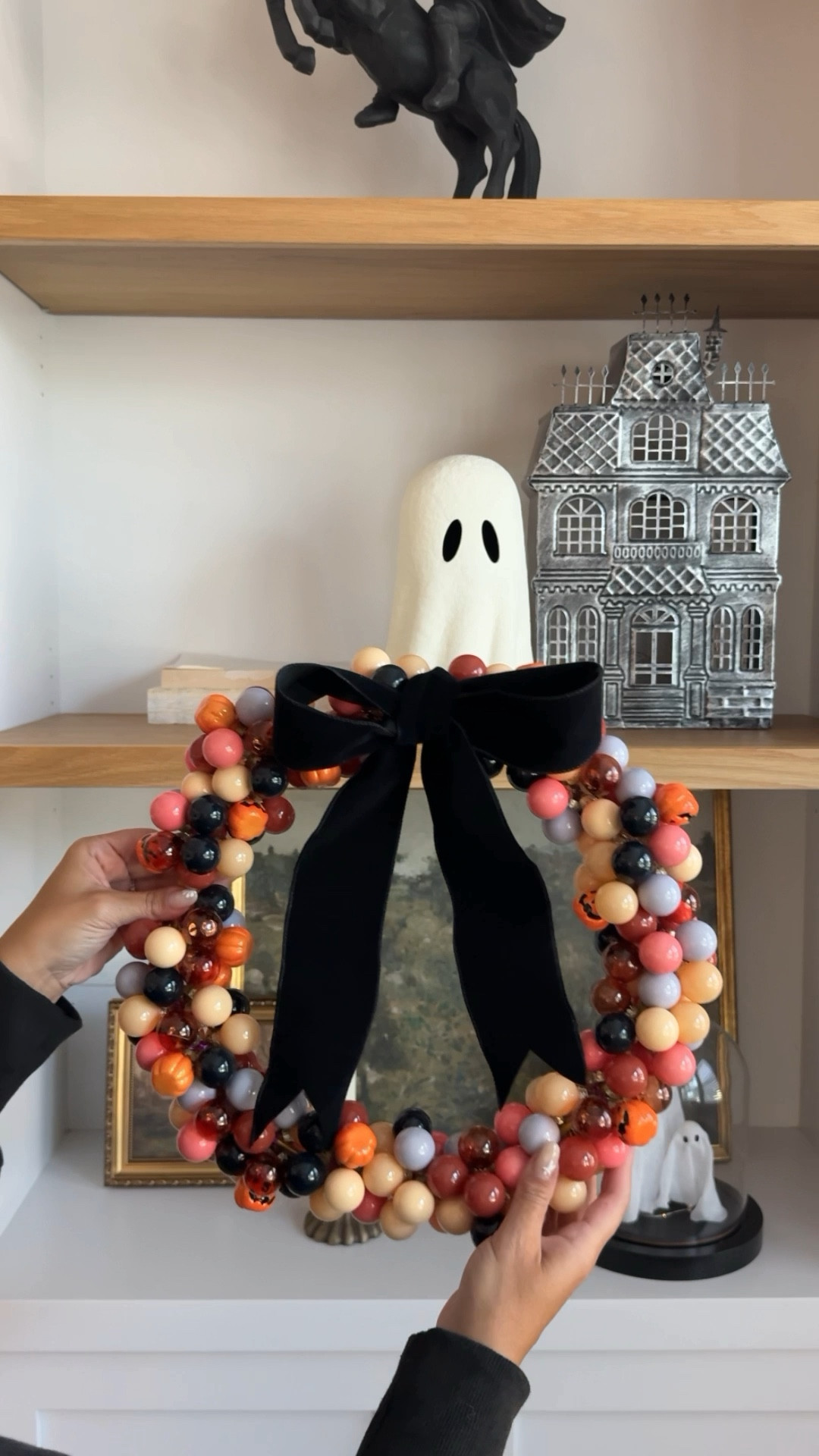 
Warning: May cause uncontrollable gasps.
Unboxing THE Halloween wreath of my dreams—she’s giving nostalgic vintage charm 🎃🦇 

#LTKSeasonal #LTKHome #LTKFamily