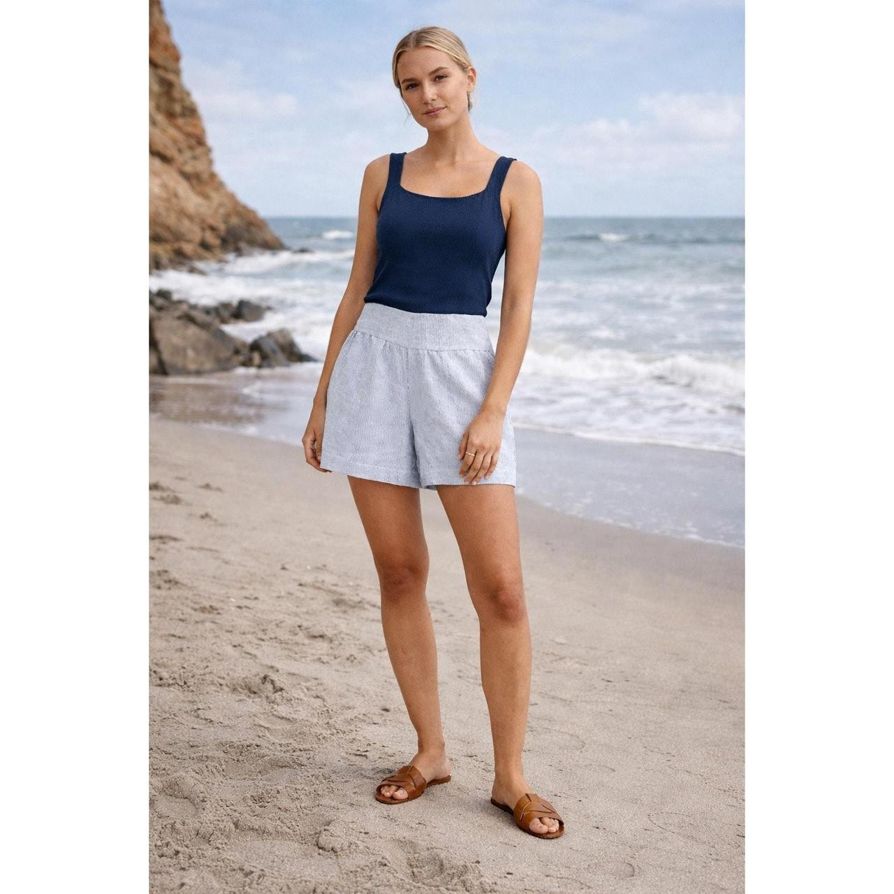 Quince Women's Shorts - Blue/White - XS | Depop US