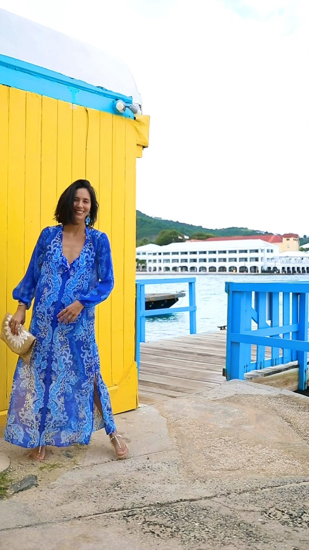 Holiday Mode: ON 💙🌴 relaxing on the white sand beaches, twirling through the Caribbean islands, and headed straight into my next holiday party in my @lillypulitzer 💃🏻🎄it’s officially my favorite season! #ad

I’ve linked all my looks in my stories and LTK shop!

#LTKHoliday #LTKSeasonal