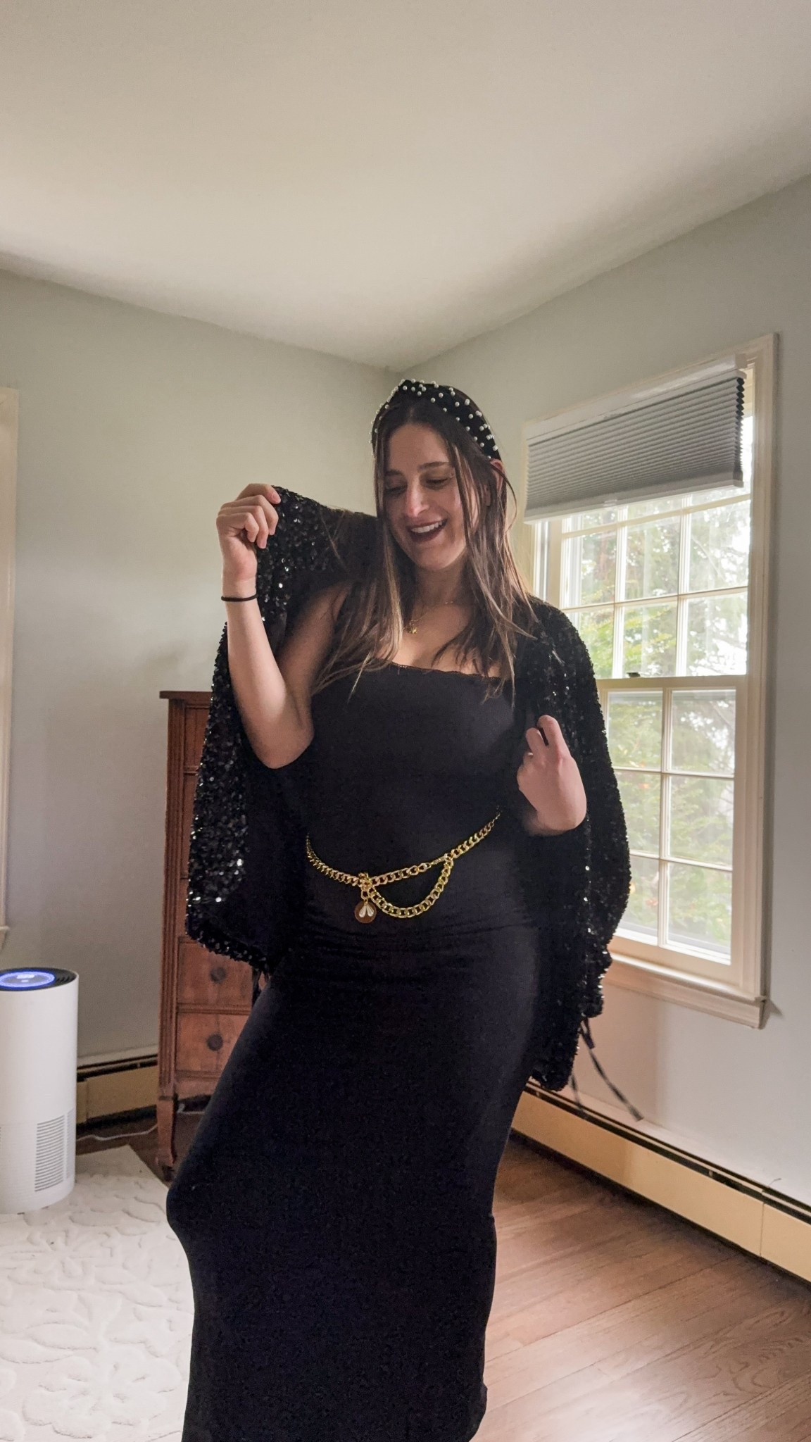 Postpartum holiday outfit! This dress is under $40 and so easy to dress up or down! Shop here: 
-


#LTKHoliday #LTKFindsUnder50 #LTKmomlife