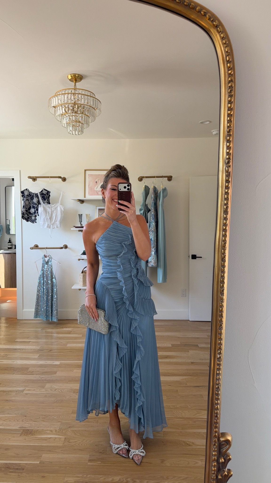 blue halter pleated Amazon Spring dress for spring events & wedding guest 

Wearing my usual size 2

divi: emerson15
vici: emerson30

Wedding guest
Resortwear
Destination wedding
Formal event
Spring event
Summer party
Special occasion
Nighty

#LTKSeasonal #LTKootd #LTKgrwm
