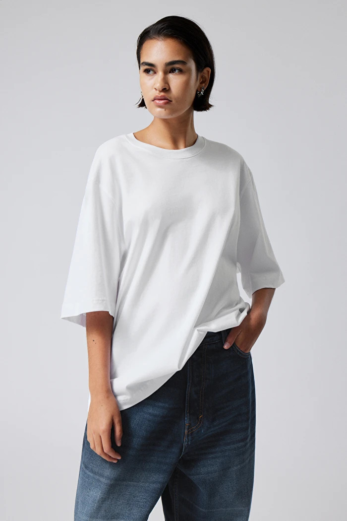 Loose Oversized Fit T-shirt | Weekday