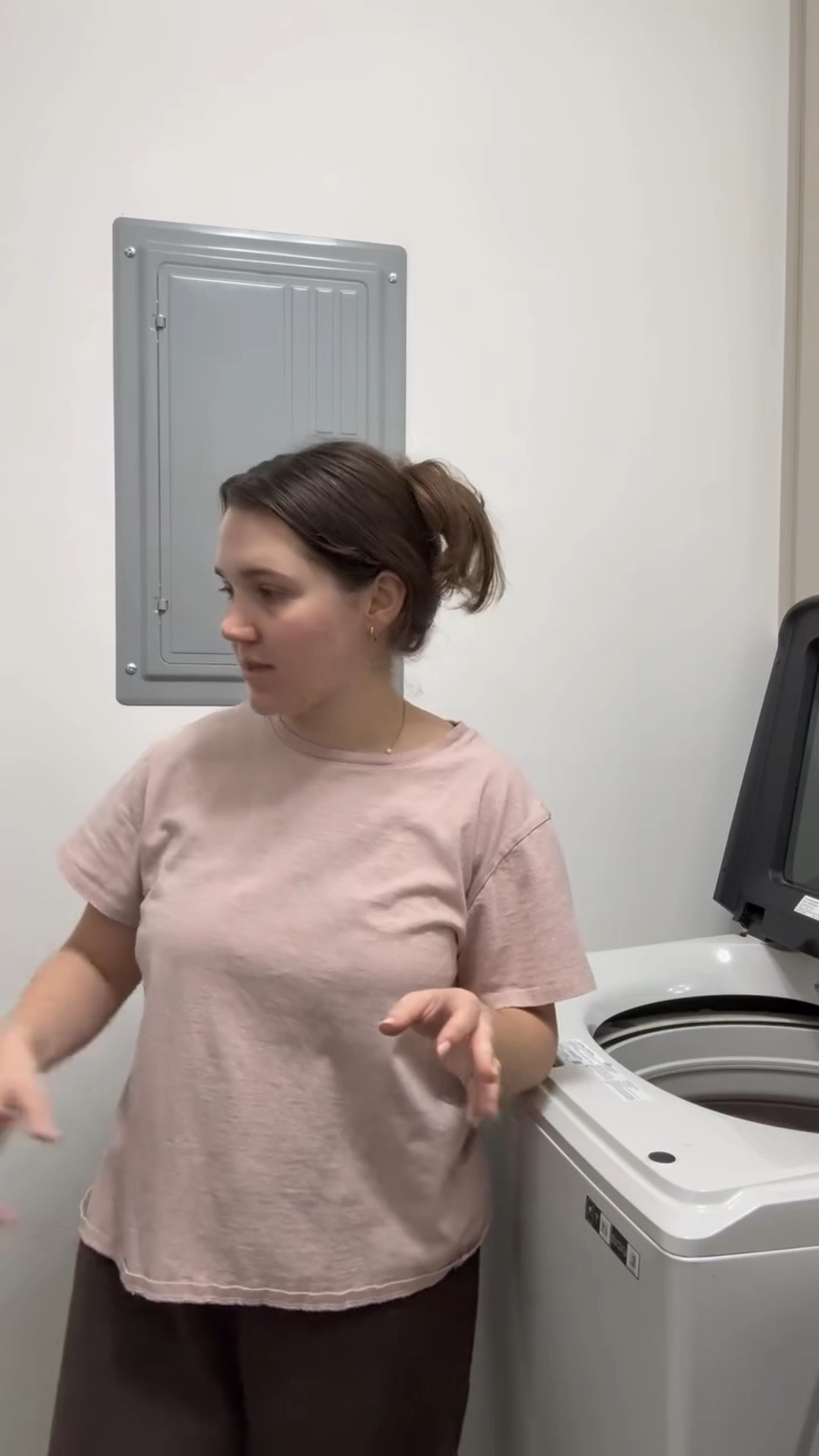 Hunter got ✂️ trying to get Hunter to actually rest is difficult 🤣