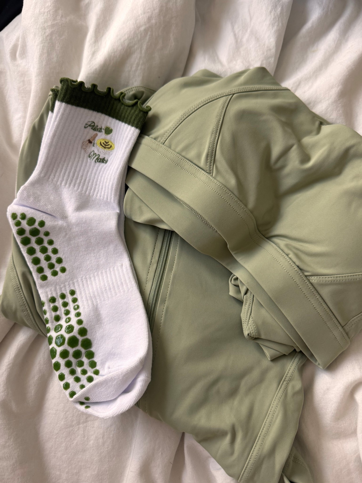 Pilates & Matcha Set! 🍵 💚 #pilates #workoutset #sagegreen #health #wellness 