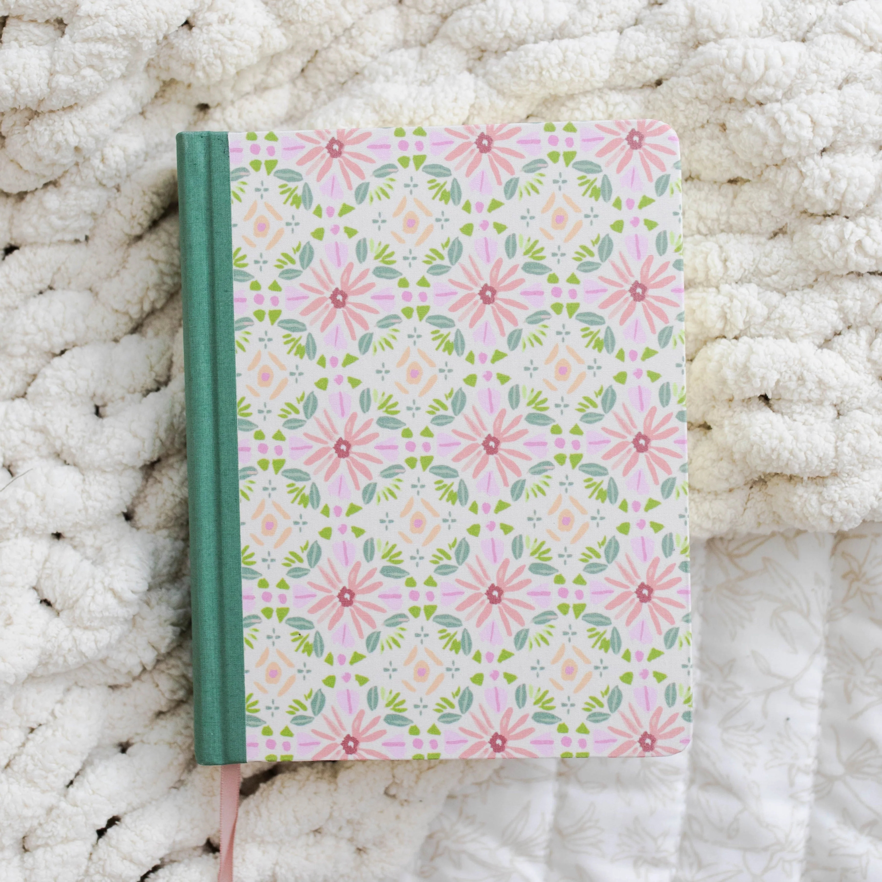 ESV Single Column Journaling Bible Cloth over Board, Lulie Wallace, Pe | The Daily Grace Co.