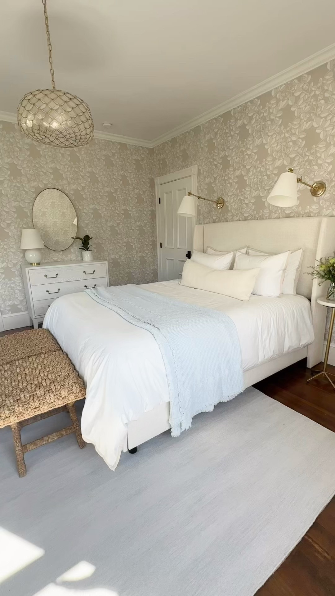 The Wayfair linen bed I use in almost every bedroom project because it’s THAT good and under $1000! 
Shop the Tilly bed and some of my favorite bedroom styling pieces from @wayfair.

#wayfair #ad #onlyatwayfair #wayfairpartner

#LTKSaleAlert #LTKStyleTip #LTKHome