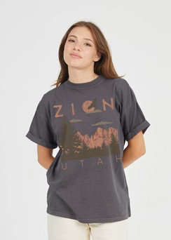 GirlDangerous: Zion Black Boyfriend Tee | Girl Dangerous