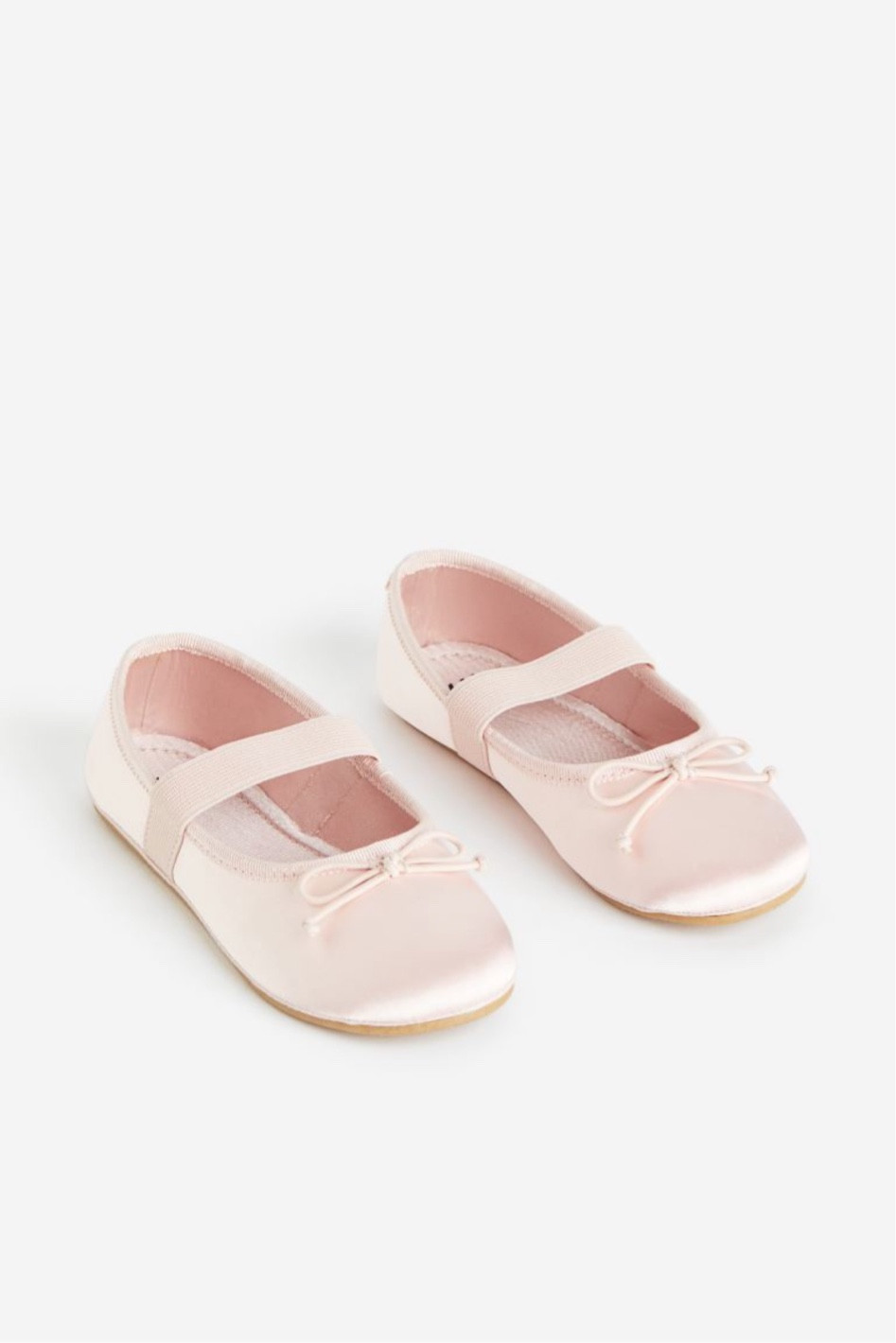 How precious are these ballet flats for your girls? 🎀🎀🎀

#LTKfamily #LTKbaby #LTKkids