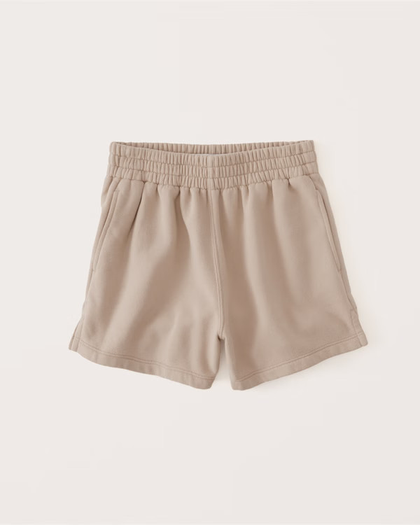 Sunday Shorts | Abercrombie & Fitch (US)