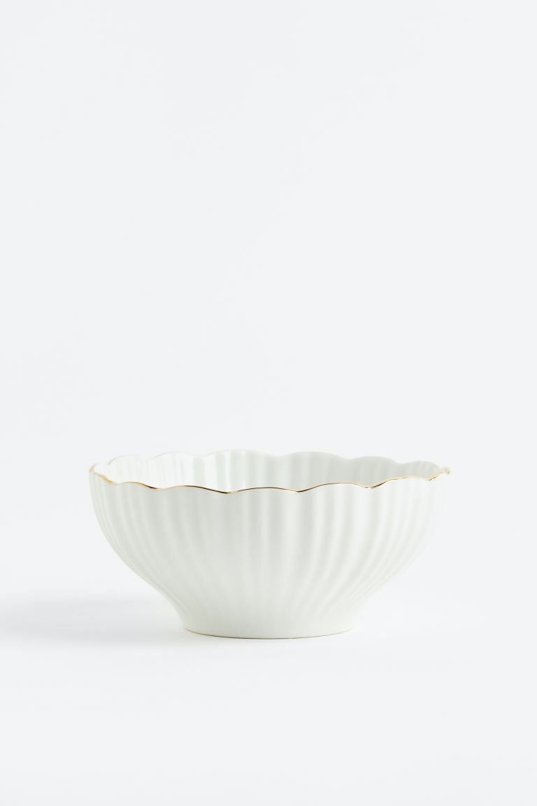 Porcelain serving bowl - White/Gold-coloured - Home All | H&M GB | H&M (UK, MY, IN, SG, PH, TW, HK)