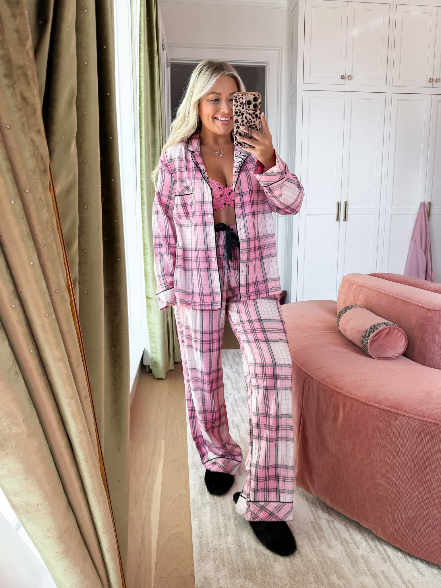 Love this polka dot & plaid combo! Darling!!! #VSPartner @victoriassecret

#LTKgrwm #LTKootd #LTKmomlife
