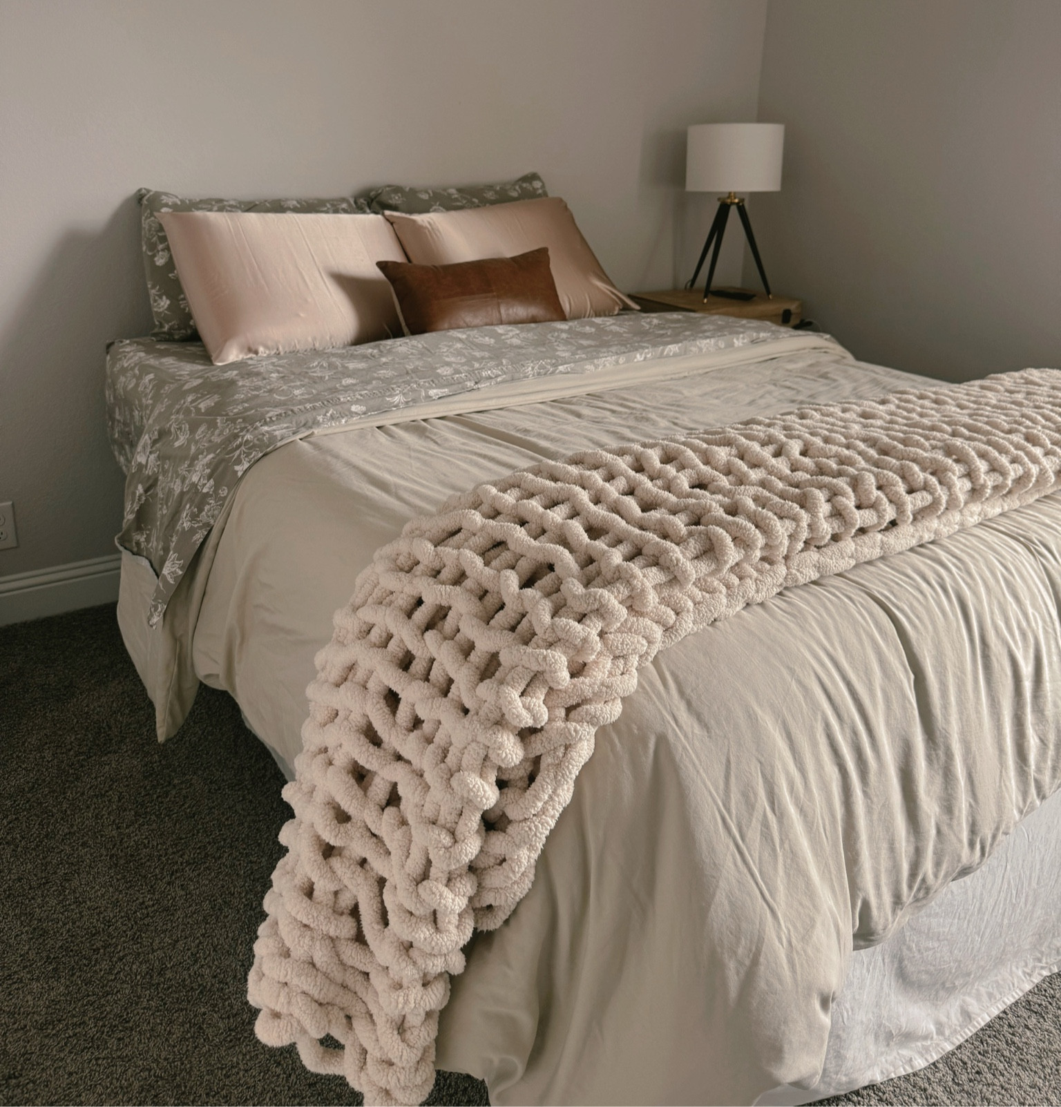 Duvet cover, insert & sheets! 