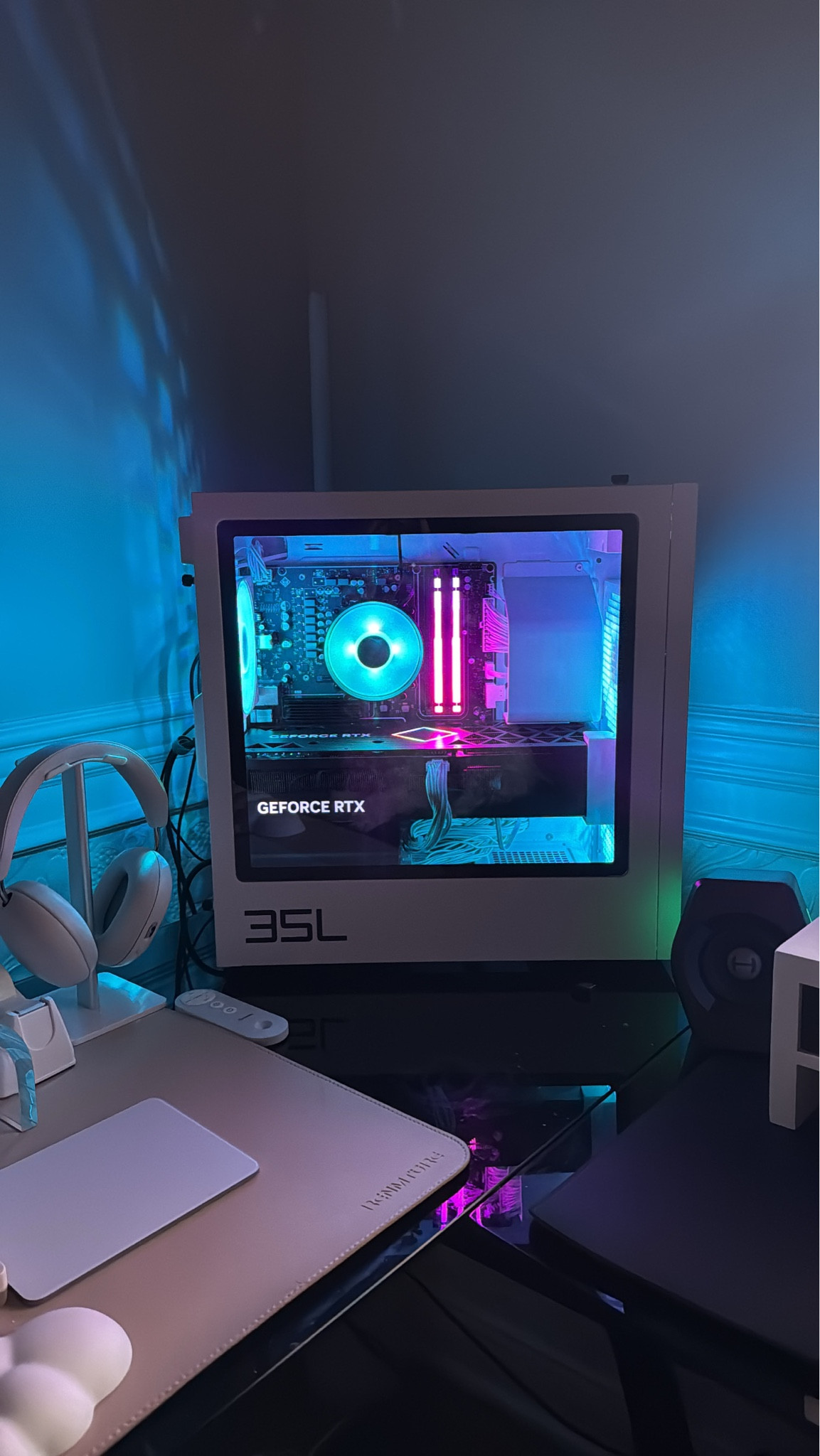 New PC omg! HP Omen 35L

#LTKHome #LTKHoliday